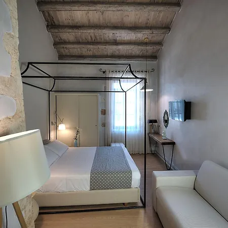 Elia Zampeliou Hotel 3*