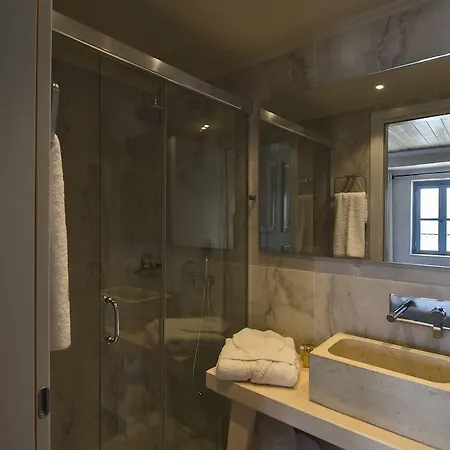 Hotel Elia Zampeliou 3*
